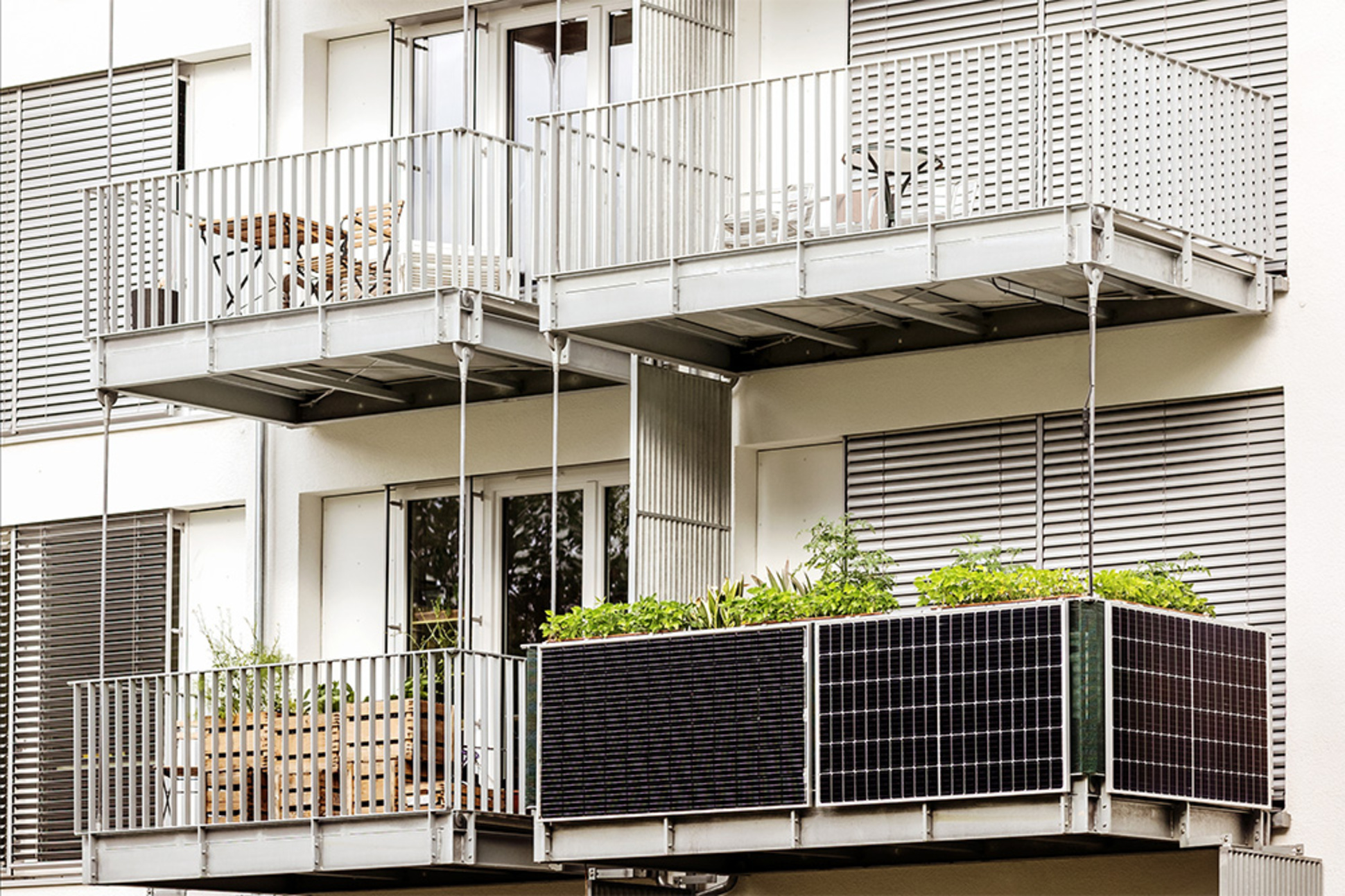 Balkon­kraftwerk bei Elektrotechnik Friedrich-Schreier GmbH in Pleystein