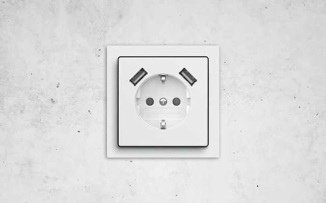 SCHUKO® USB-Steckdose bei Elektrotechnik Friedrich-Schreier GmbH in Pleystein